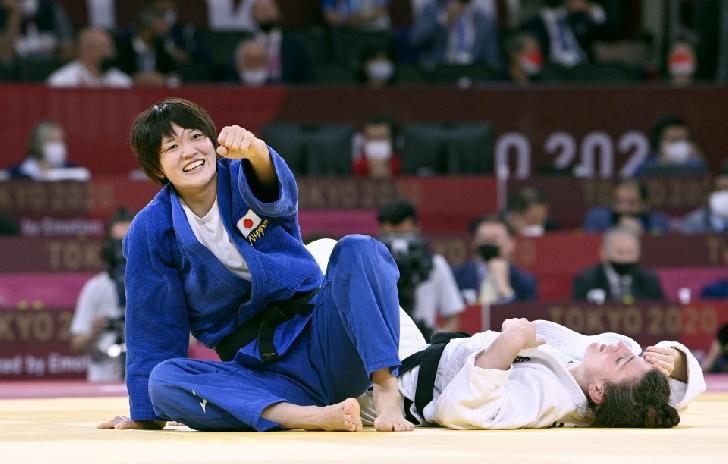 ARAI Chizuru Olympic Champion 2020 Judo--70 kg Middleweight-women