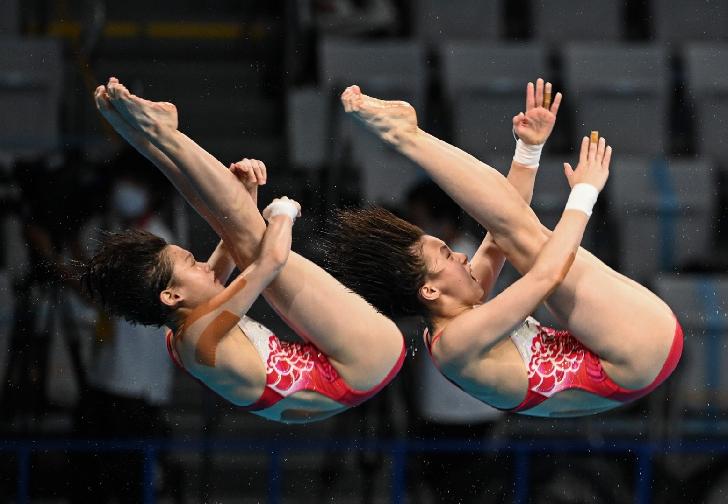 CHEN Yuxi / ZHANG Jiaqi Olympic Champion 2020 Diving-Synchronized 10m platform-women