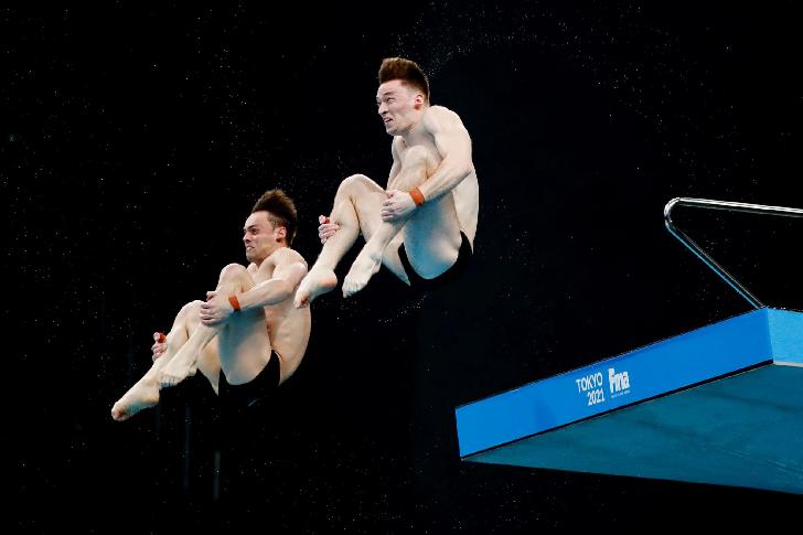 DALEY Thomas LEE Matty Olympic Champion 2020 Diving-Synchronized 10m platform-men