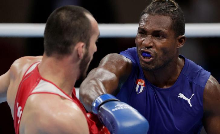 la CRUZ Julio Olympic Champion 2020 Boxing--91 kg Heavyweight-men