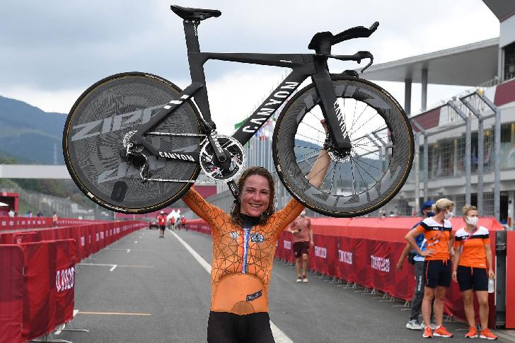 van VLEUTEN Annemiek Olympic Champion 2020 Cycling-Time Trial Individual-women