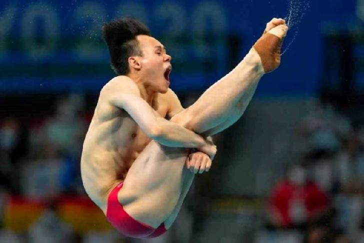 XIE Siyi Olympic Champion 2020 Diving-3m Springboard-men